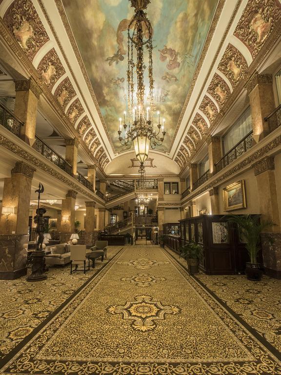 The Pfister Hotel Milwaukee Exterior foto